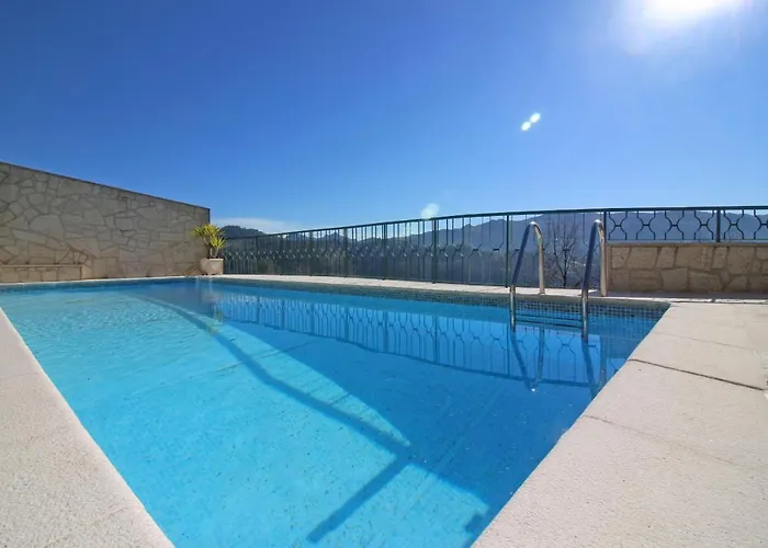 Eira Costa House By Casas Geres